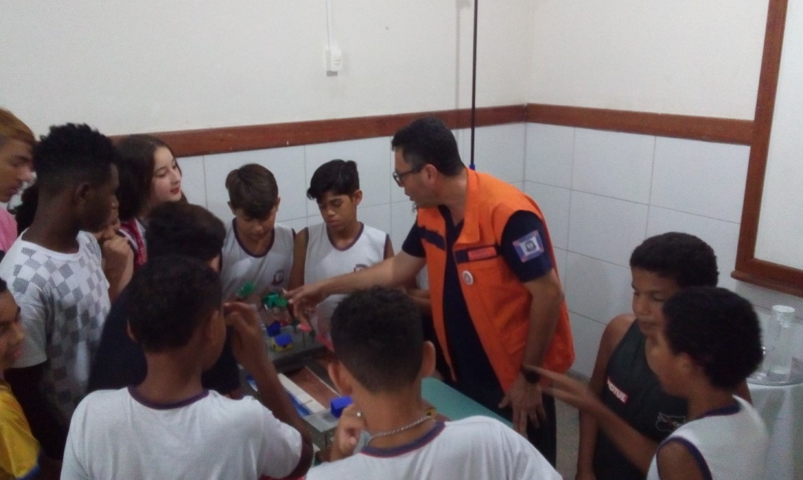 Defesa Civil: palestras de conscientização em escolas da Rede Municipal