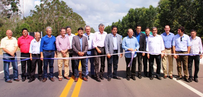 Rodovia ES 257 é inaugurada após nova pavimentação