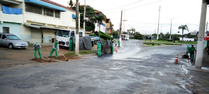 Prefeitura realiza limpeza de ruas e pede colaboração do cidadão aracruzense