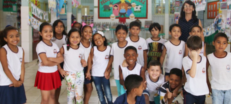 EMEF José Marcos Rampinelli realiza exposição de obras de arte de seus alunos
