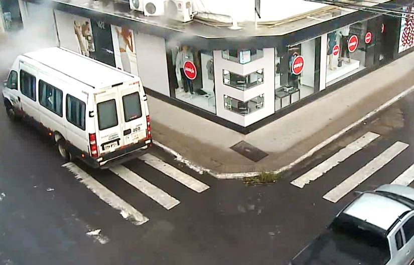 Servidores da prefeitura de Aracruz são assaltados dentro de van