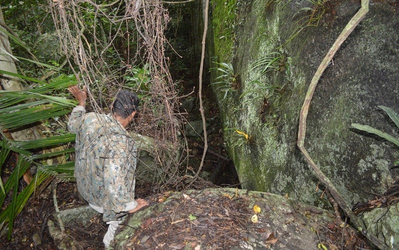 Aricanga: caminhada e aventura pela trilha da gruta