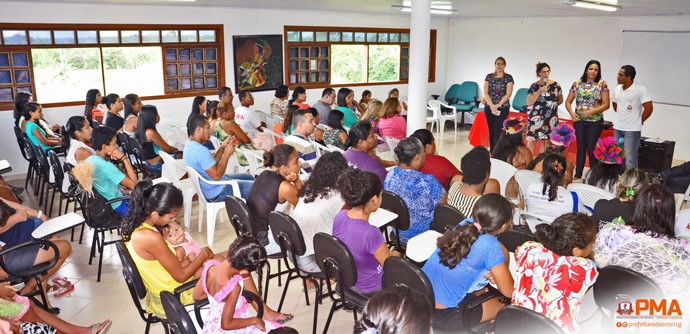 Cras Indígena de Caieiras Velha presta grande homenagem às mães