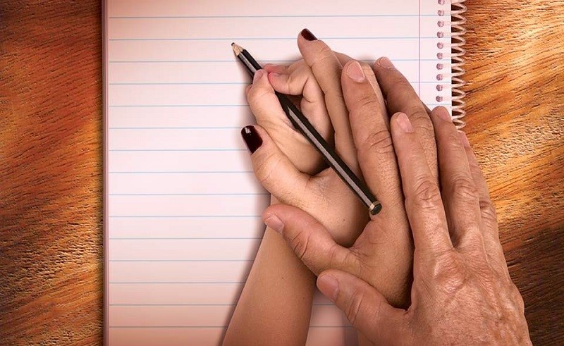 CMEB Prof Maria Luiza Devens realiza o “Dia da Família na Escola”   