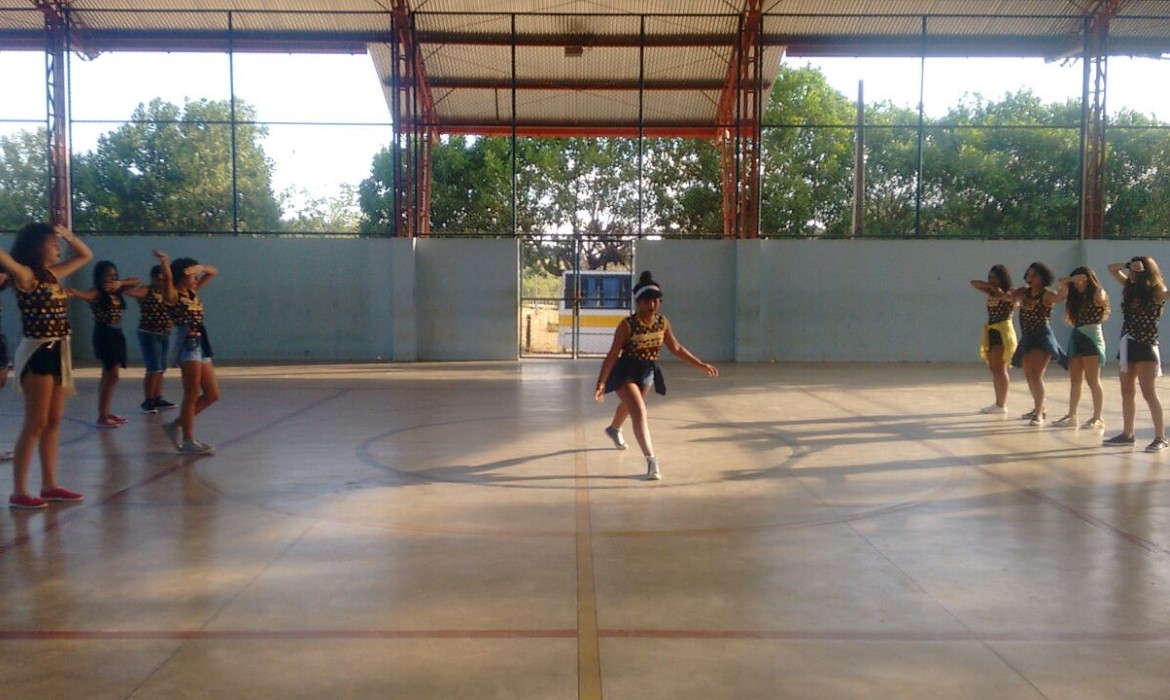 Cmeb “Esther Nascimento dos Santos” realiza 2º concurso de dança