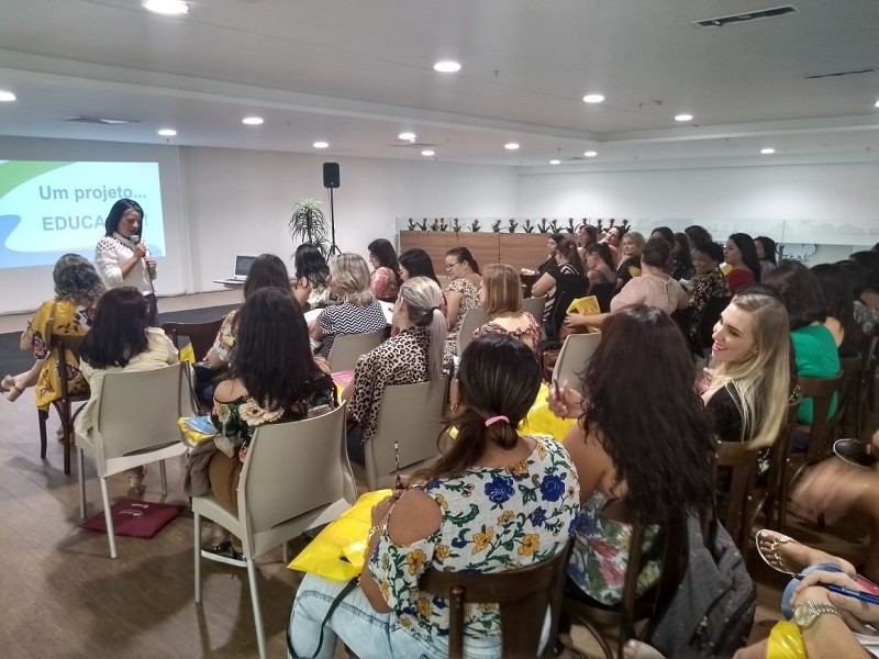 Secretaria de Educação promove Formação sobre a Base Nacional Curricular Comum (BNCC)
