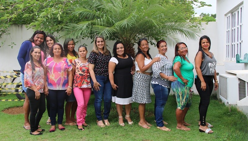 Roda de conversa no último encontro com cuidadoras sociais da Casa de Acolhimento