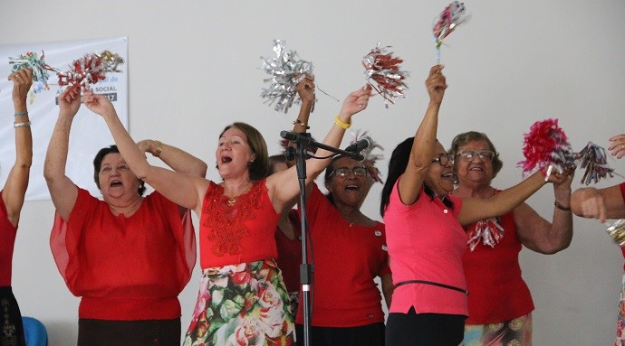 Revivendo a Vida: grupo de teatro do CCI se apresenta durante Conferência de Assistência Social 