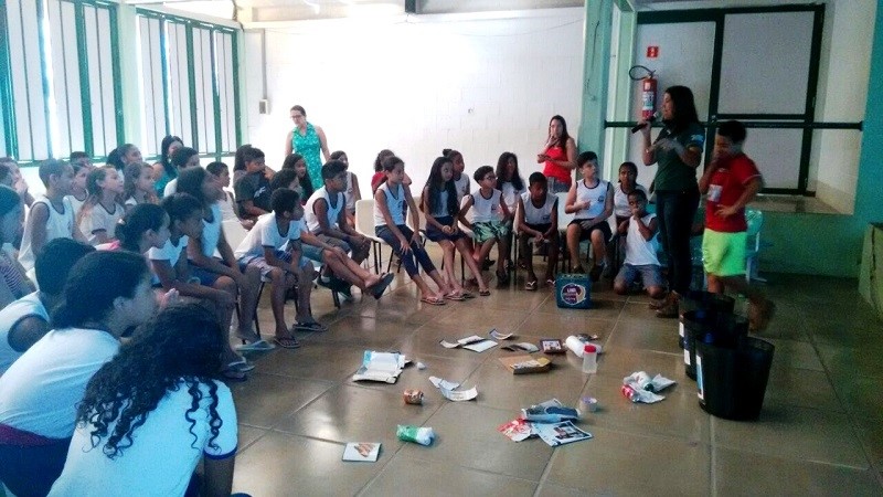 SEMAM fala sobre coleta seletiva aos alunos da Rede Municipal 