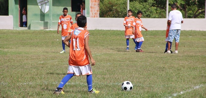 Segunda rodada do Campeonato Aracruzense de Futebol Infantil acontece neste sábado 