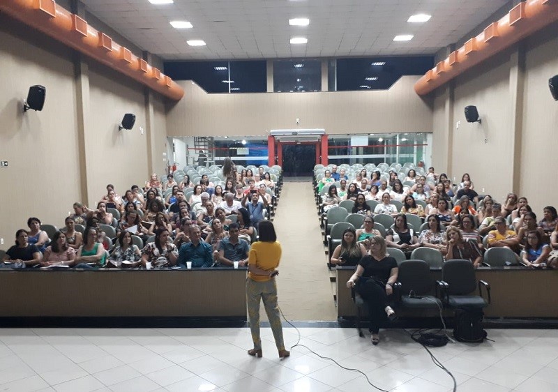 Formação continuada de professores do 1º ao 5º ano fomenta o desenvolvimento de competências