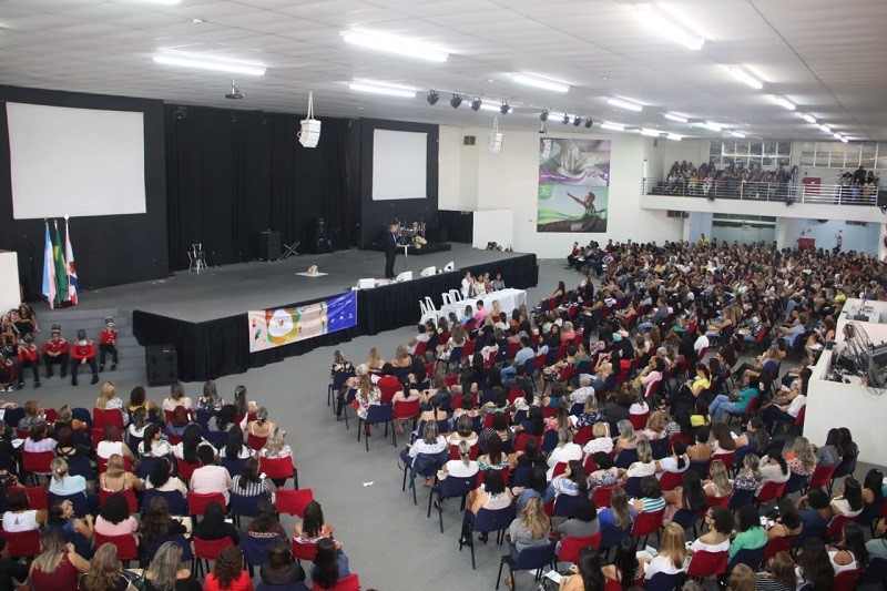 1º Seminário Municipal de Educação discute progressão das aprendizagens à luz da Base Nacional Comum Curricular