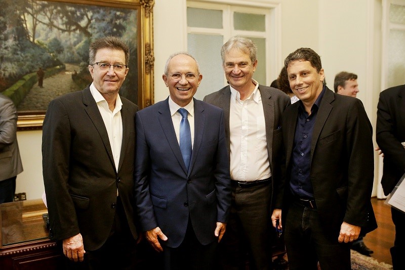 Prefeitura de Aracruz presente na assinatura da nova licença de instalação do porto da Imetame