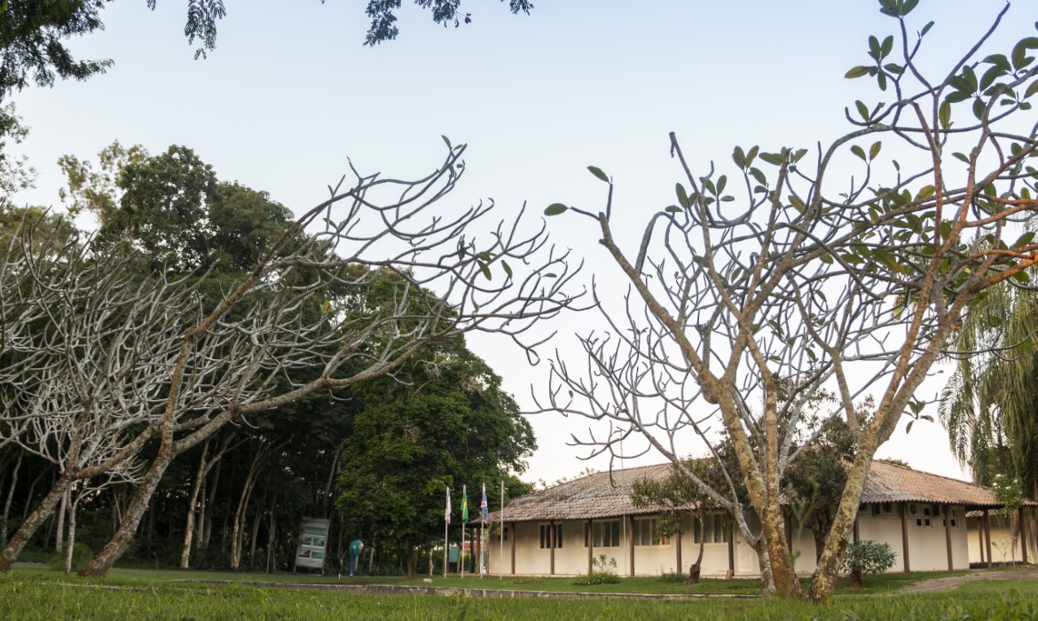 Expediente da Secretaria de Educação será até às 17hrs nesta sexta-feira (11/05)
