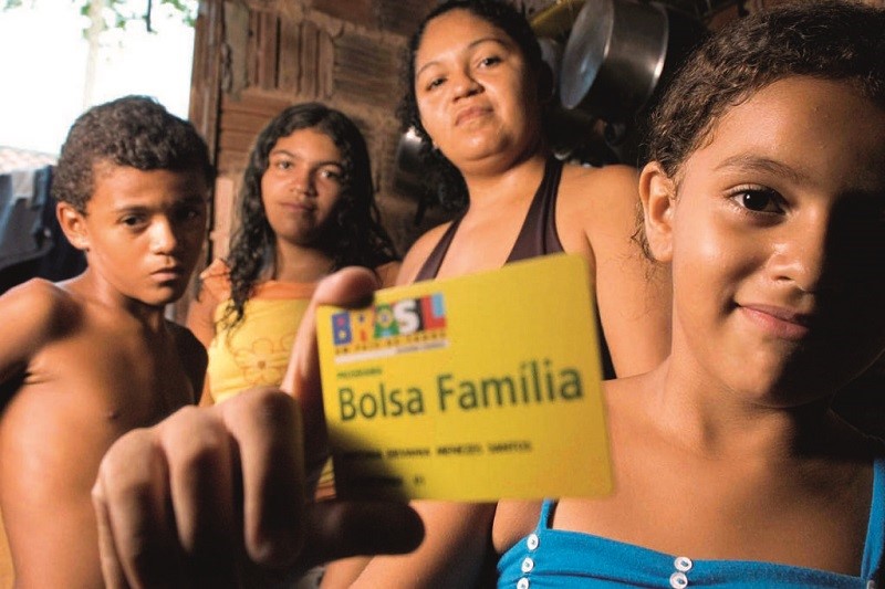 Prefeitura de Aracruz realiza ação itinerante referente ao programa Bolsa Família