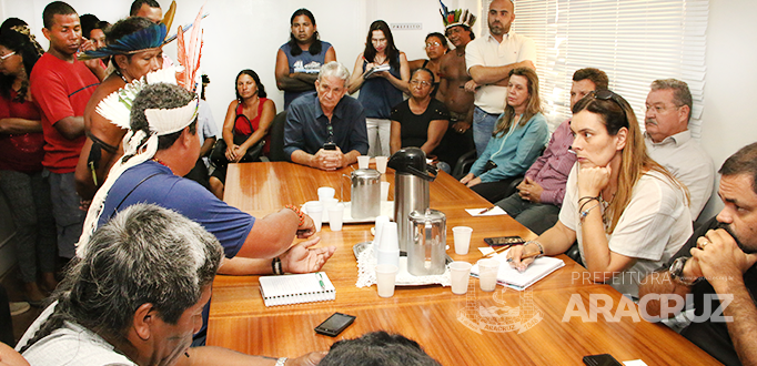 Após reunião na prefeitura de Aracruz, índios desbloquearam as estradas