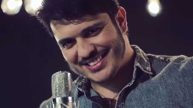    Éder de Oliveira é a grande atração em Barra do Sahy nesse sábado (27/01)
