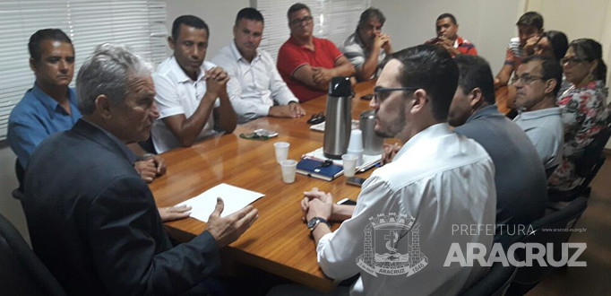 Prefeito e vereadores se reunem para discutir segurança pública em Aracruz 